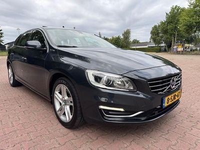 Grijs Gebruikt 2013 Volvo V60 Summum Stationwagen | € 5.900 (Eerlijke prijs)