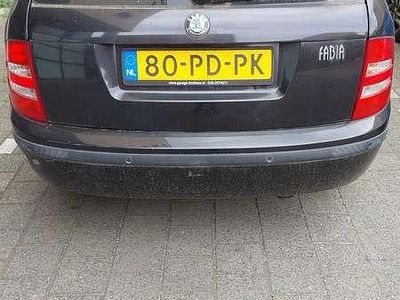 Zwart Gebruikt 2004 Skoda Fabia Stationwagen | € 2.000 (Iets duurder)
