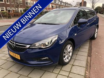 tweedehands Opel Astra Sports Tourer 1.0 Turbo Business Executive navigatie airco/ecc