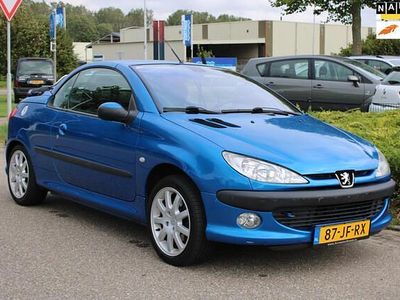 Blauw Occasion 2002 Peugeot 206 CC Cabriolet | € 1.750
