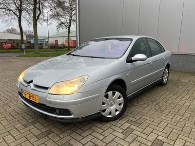 Grijs Gebruikt 2006 Citroën C5 Hatchback | € 2.250 (Goede deal)