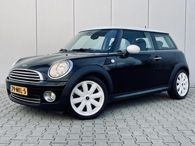 tweedehands Mini Cooper 1.6 Chili, airco, cruise, half leder