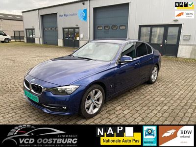 BMW 330e