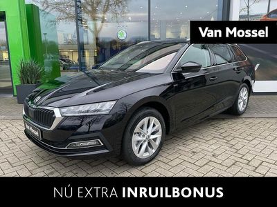 Zwart Occasion 2024 Skoda Octavia Business Line Stationwagen | € 33.944 (Duur)
