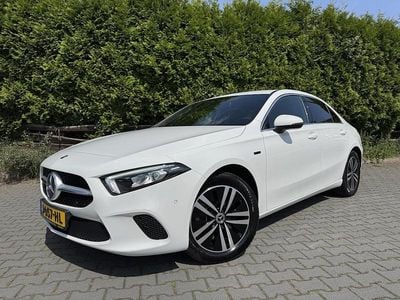 Wit Gebruikt 2020 Mercedes A250 Business Sedan | € 26.950 (Eerlijke prijs)