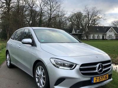 Mercedes B180