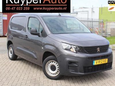 Grijs Occasion 2019 Peugeot Partner MPV | € 10.850 (Eerlijke prijs)
