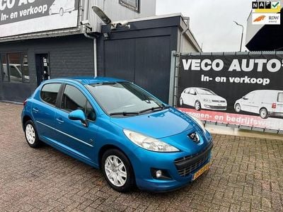 Blauw (metallic) Gebruikt 2012 Peugeot 207 Urban Move Hatchback | € 3.350 (Eerlijke prijs)