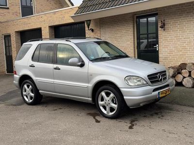 Mercedes ML320