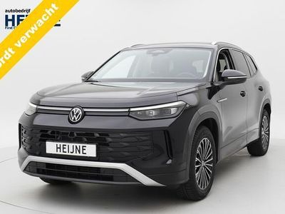 Zwart (metallic) Occasion 2025 VW Tayron Life SUV | € 47.745 (Eerlijke prijs)