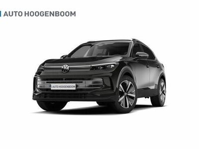 Zwart Nieuw 2025 VW Tiguan Pro SUV | € 53.645 (Duur)