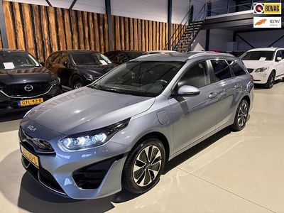 Grijs (metallic) Occasion 2022 Kia Ceed Sportswagon Stationwagen | € 22.950 (Iets duurder)