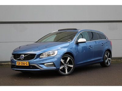 Blauw Occasion 2018 Volvo V60 Business Edition Stationwagen | € 22.900 (Goede deal)