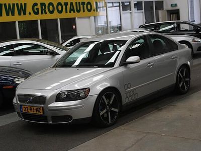 Volvo S40