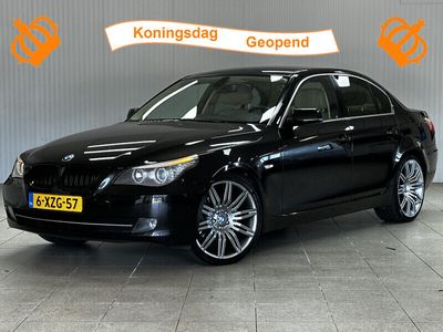 tweedehands BMW 523 5-SERIE i/ 6-Cilinder!/ 190PK!/ Automaat/ Bi-Xenon/ 20''LMV/ Trekhaak/ LEDER/ Clima/ Navi/ Cruise/ Bluetooth/ Multi.LEDER.Stuur/ Elek.Pakket/ Isofix/ PDC Achter.