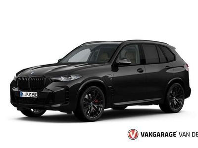 Zwart (metallic) Occasion 2025 BMW X5 Comfort Edition SUV | € 102.900 (Iets duurder)