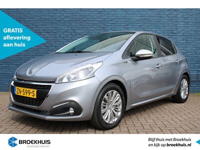 tweedehands Peugeot 208 5drs 1.2 PureTech Signature | Navigatie | Lichtmetaal | Spoiler | Parkeersensoren |