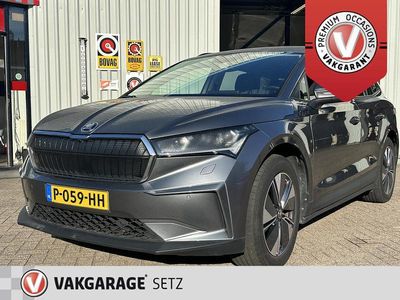Grijs Gebruikt 2022 Skoda Enyaq iV SUV | € 25.449 (Eerlijke prijs)