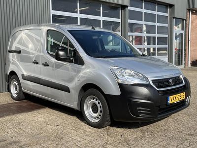 Grijs Gebruikt 2017 Peugeot Partner MPV | € 9.950 (Eerlijke prijs)