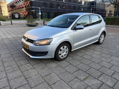 Grijs Gebruikt 2011 VW Polo Trendline Hatchback | € 3.100 (Goede deal)