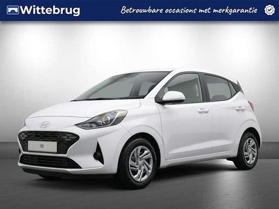 Wit Occasion 2024 Hyundai i10 Premium Hatchback | € 17.425 (Goede deal)