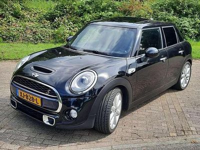 Zwart Gebruikt 2015 Mini Cooper SD Business Hatchback | € 9.950