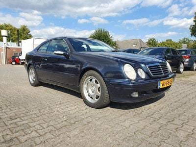 Mercedes 320