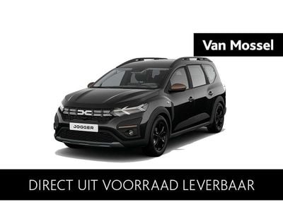 Zwart Nieuw 2025 Dacia Jogger Extreme MPV | € 30.700 (Eerlijke prijs)
