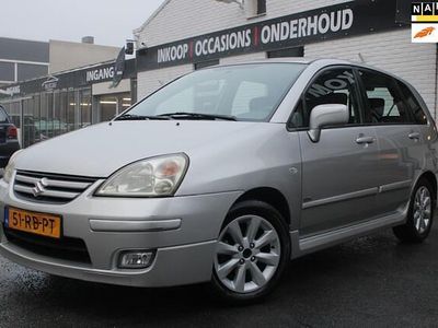 Grijs (metallic) Gebruikt 2005 Suzuki Liana Exclusive Hatchback | € 3.950 (Duur)