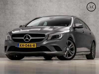 tweedehands Mercedes CLA200 Shooting Brake d Ambition Sport Automaat (GROOT NAVI, XENON, CRUISE, ELEK ACHTERKLEP, LEDER, SPORTSTOELEN, PARKEERSENSOREN, ZWART HEMEL, NIEUWSTAAT)