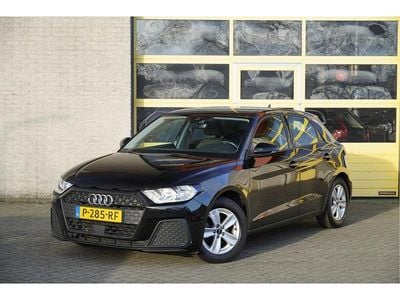 Zwart Gebruikt 2022 Audi A1 Proline Hatchback | € 14.750 (Goede deal)