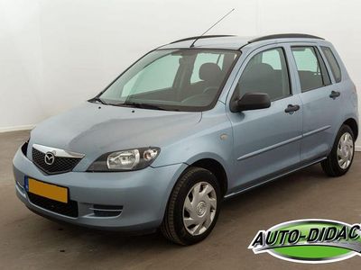 Blauw Gebruikt 2004 Mazda 2 Hatchback | € 1.250