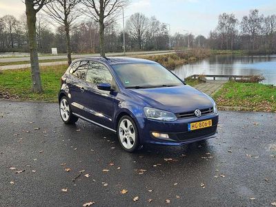Blauw Gebruikt 2011 VW Polo Highline Hatchback | € 2.300 (Eerlijke prijs)