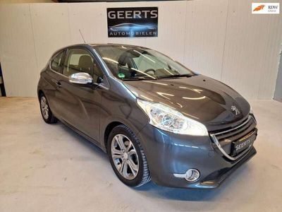 tweedehands Peugeot 208 1.6 VTi Allure