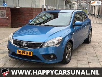 Occasion Kia ProCeed 90 PK (66 kW) 2011 Blauw Hatchback