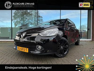Zwart (metallic) Gebruikt 2016 Renault Clio GrandTour Iconic Stationwagen | € 10.890 (Eerlijke prijs)