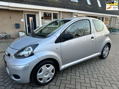 Occasion Toyota Aygo Cool 68 PK (50 kW) 2011 Grijs Hatchback