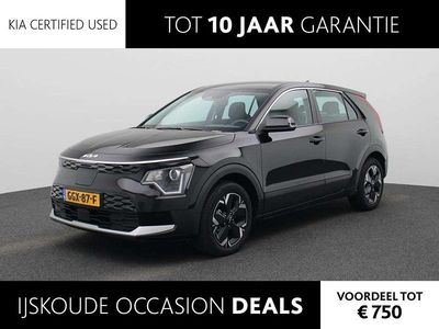 Zwart, metallic lak Occasion 2024 Kia e-Niro Light SUV | € 29.440 (Goede deal)