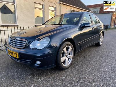 Occasion Mercedes C180 Classic 143 PK (105 kW) 2004 Zwart Sedan
