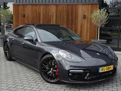 Grijs Occasion 2017 Porsche Panamera Sedan | € 53.995 (Duur)