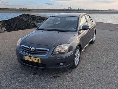 Occasion Toyota Avensis Luna 147 PK (108 kW) 2008 Grijs Sedan