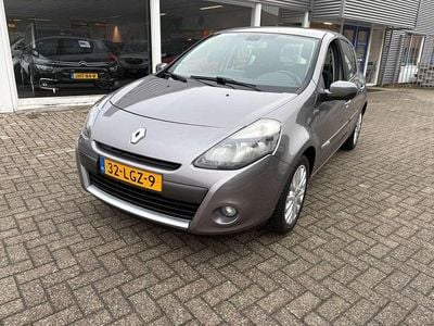 Occasion Renault Clio II Dynamique 75 PK (55 kW) 2010 Grijs Hatchback