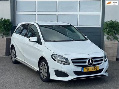 Wit Gebruikt 2018 Mercedes B220 Ambition MPV | € 6.750 (Iets duurder)