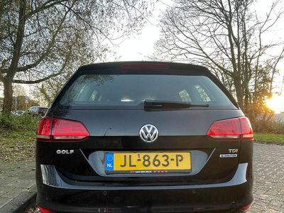 Zwart Gebruikt 2016 VW Golf VII Comfortline Stationwagen | € 8.950 (Goede deal)