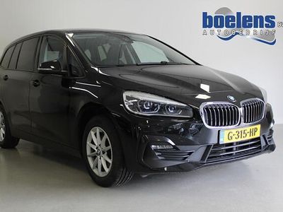 BMW 216