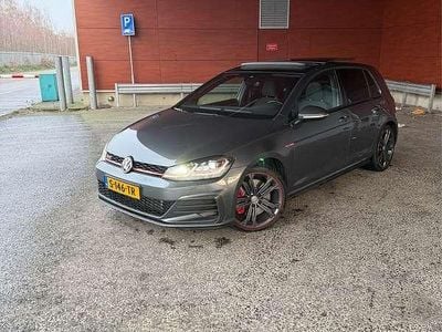 Grijs Occasion 2019 VW Golf VII GTI Hatchback | € 22.850 (Eerlijke prijs)