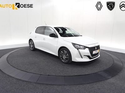 Wit Gebruikt 2022 Peugeot 208 Allure Hatchback | € 17.295 (Eerlijke prijs)
