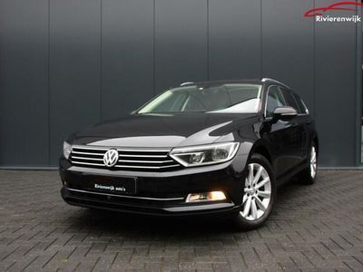 Zwart Occasion 2016 VW Passat Highline Stationwagen | € 13.750 (Eerlijke prijs)