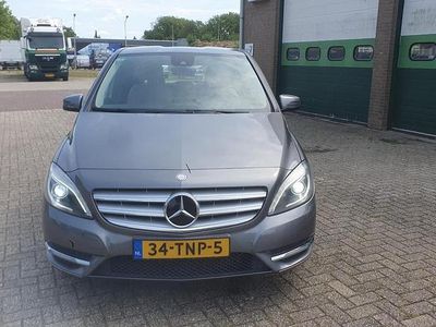 Occasion Mercedes B200 Ambition 2012 Grijs MPV