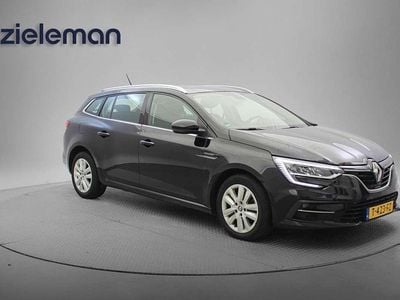 Zwart Gebruikt 2023 Renault Mégane GrandTour Equilibre Stationwagen | € 16.345 (Goede deal)